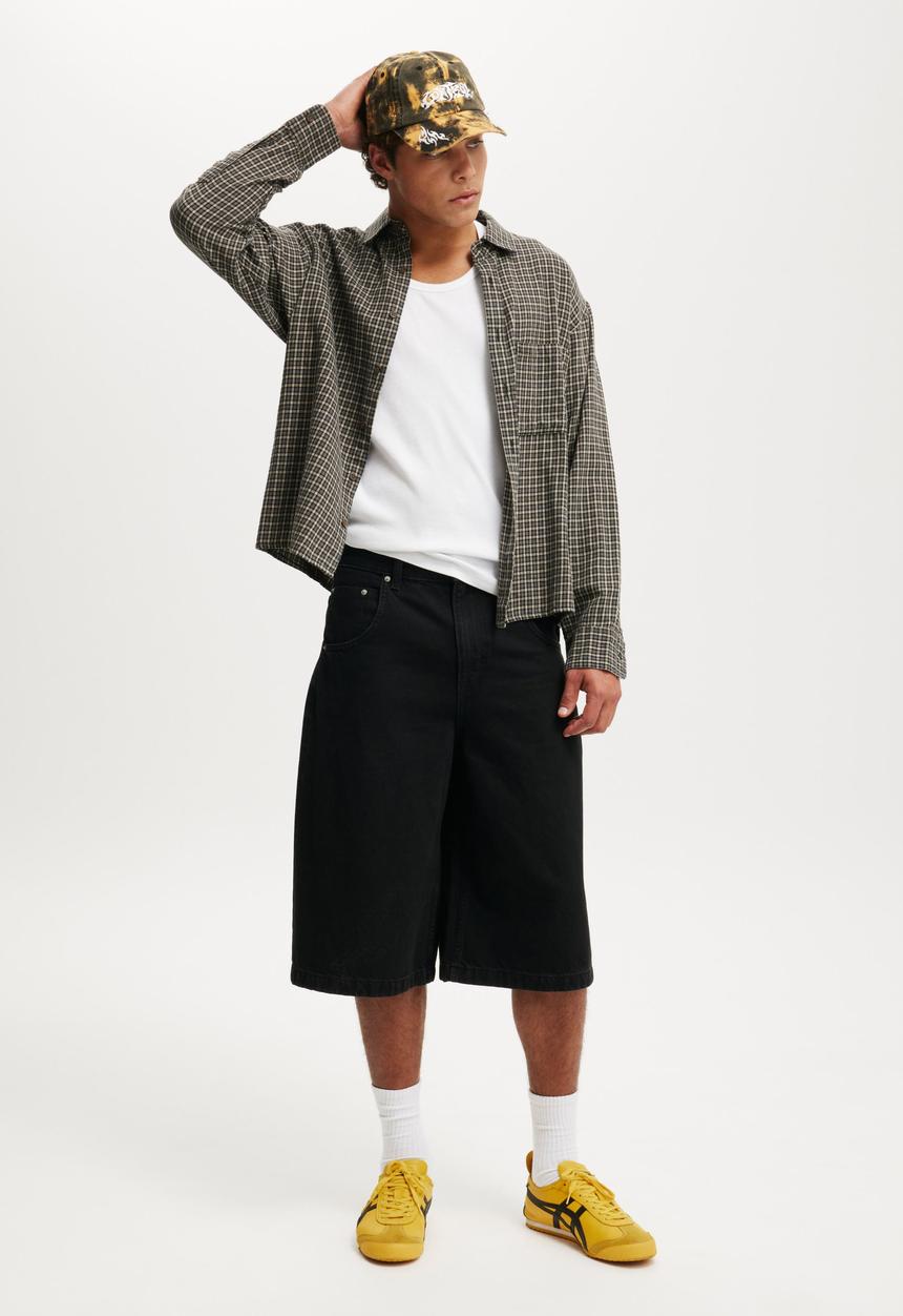 Cotton On - Y2K Super Wide Jort - Dire Black