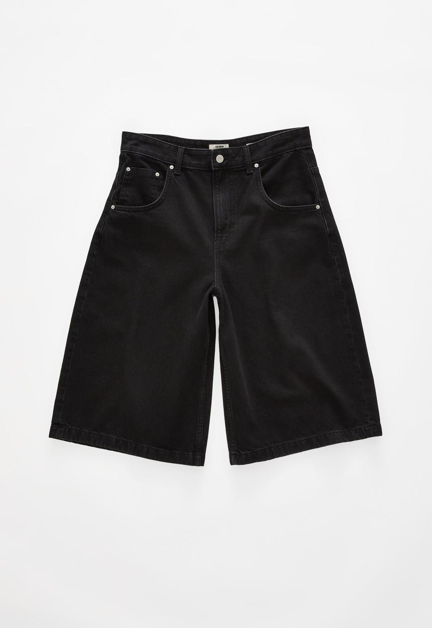 Cotton On - Y2K Super Wide Jort - Dire Black