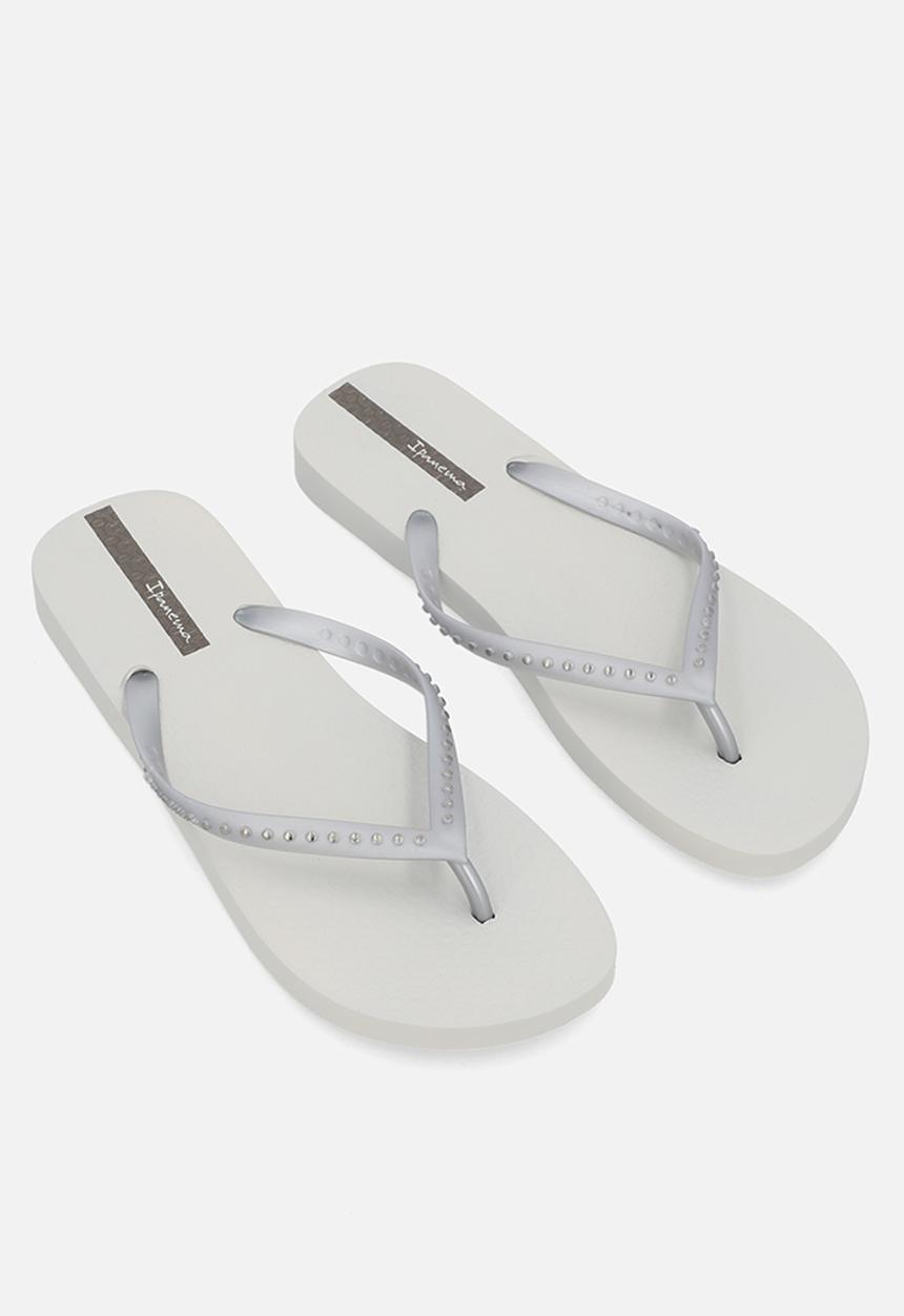 Ipanema - Essence Flip Flop - Grey