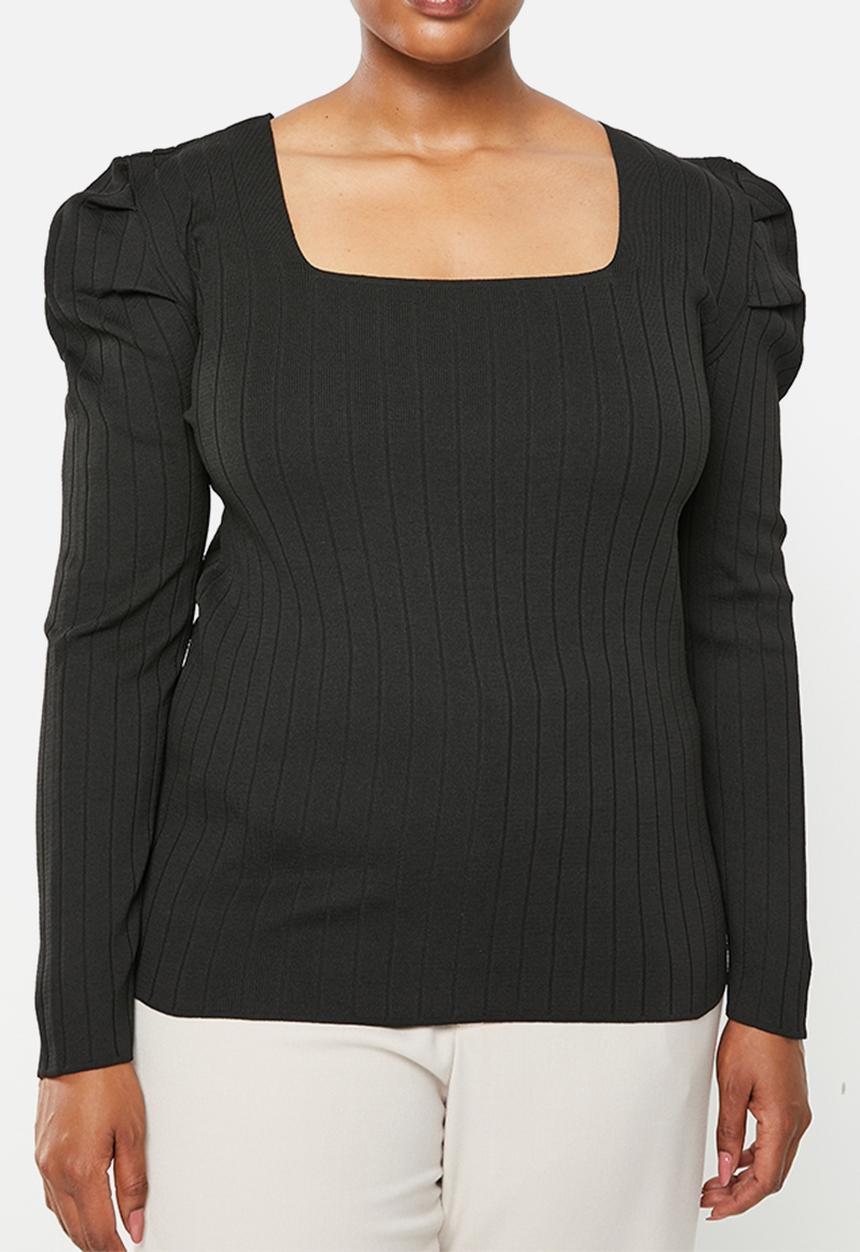 Trendyol - Plus watermelon sleeve knit top - black