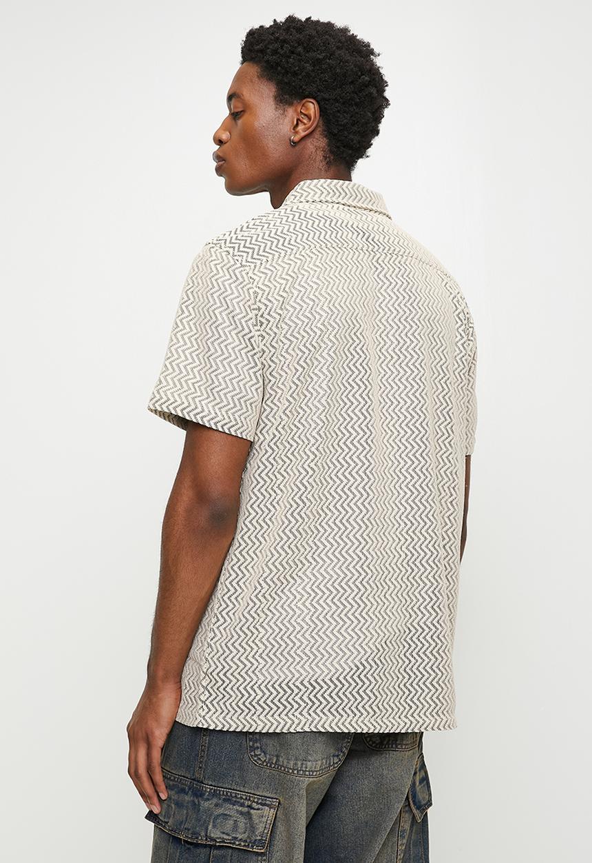 Brave Soul - Shirts - Ecru/Black