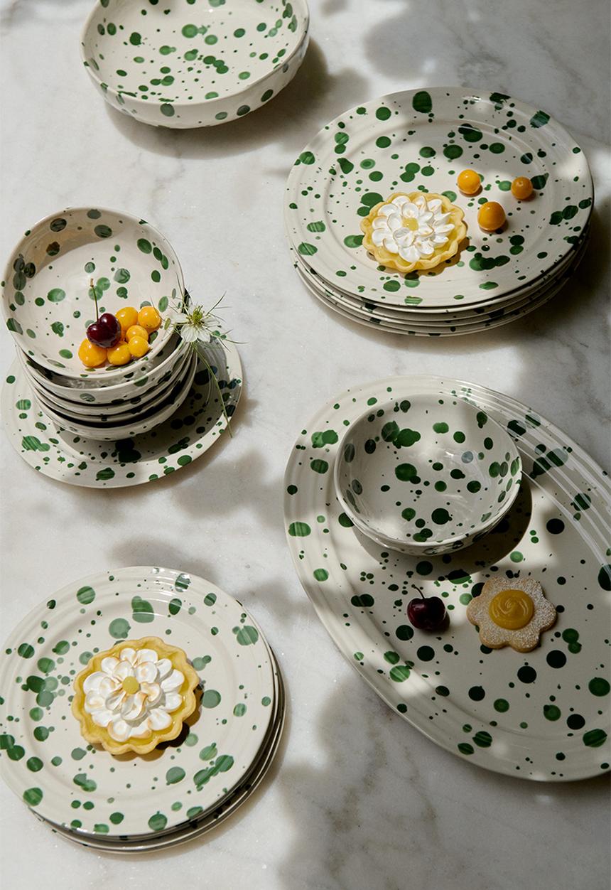 H&M - Speckled-glaze stoneware serving plate - green spotted