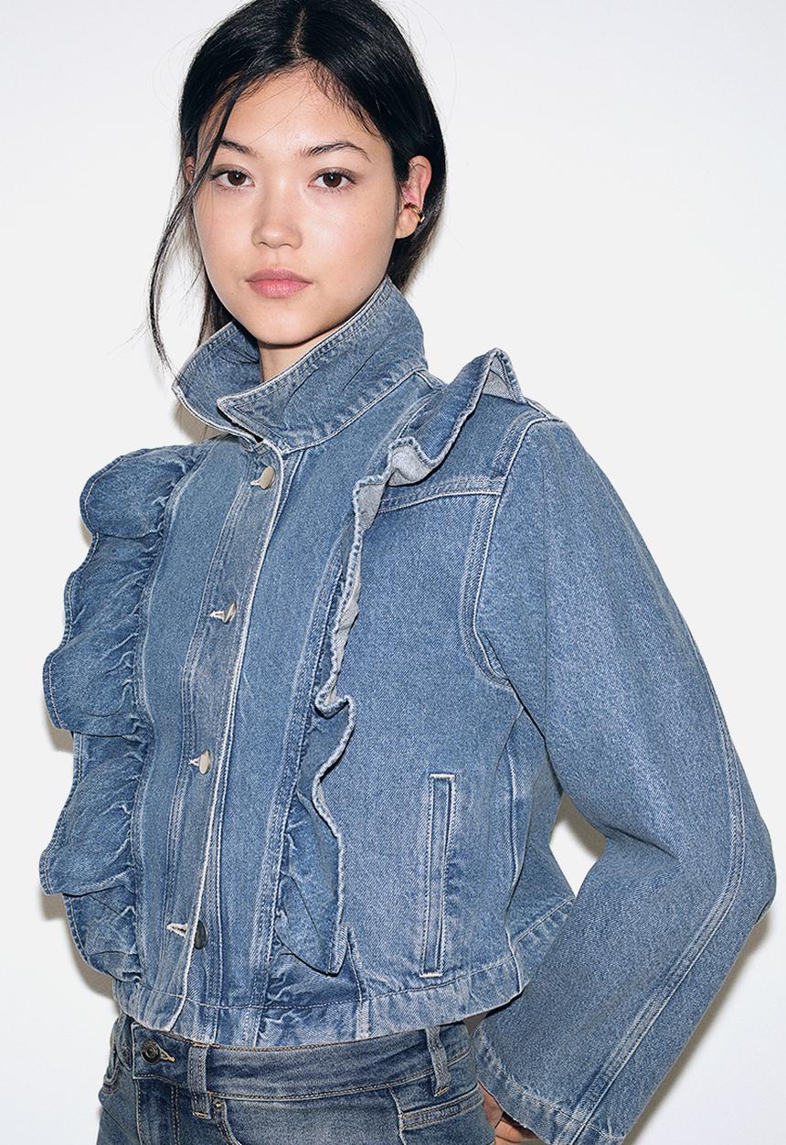 H&M - Frill-trimmed denim jacket - light denim blue