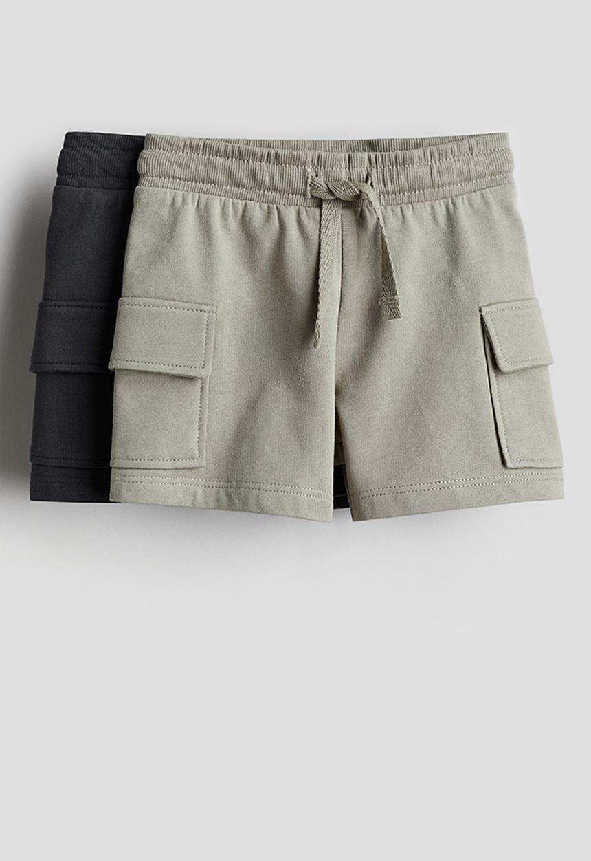 H&M - 2-pack cargo sweatshirt shorts - dark grey/light khaki green