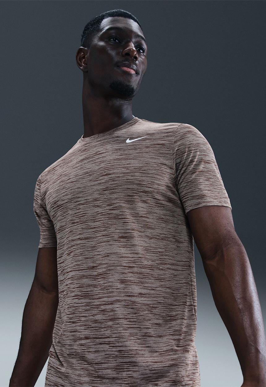 Nike - Dri-Fit New Veneer Fitness Tee - Baroque Brown/Pure/White