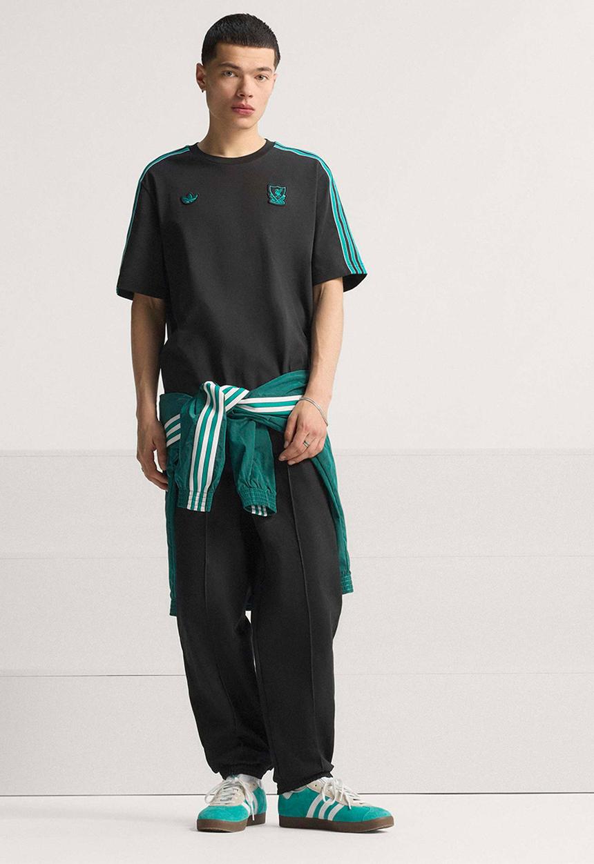 adidas Originals - Liverpool FC Terrace Icons Tee - Black