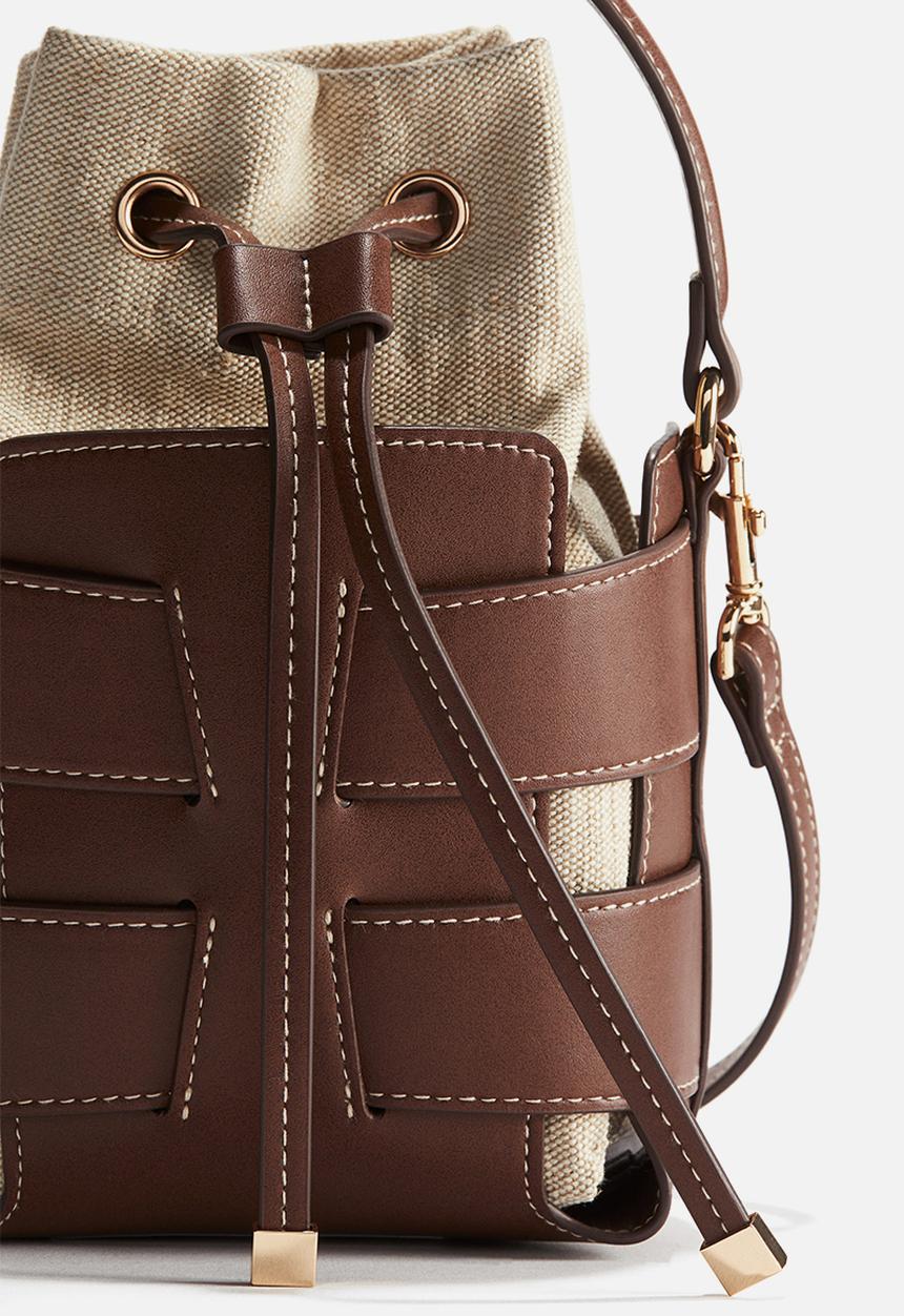 H&M - Crossbody bucket bag - brown