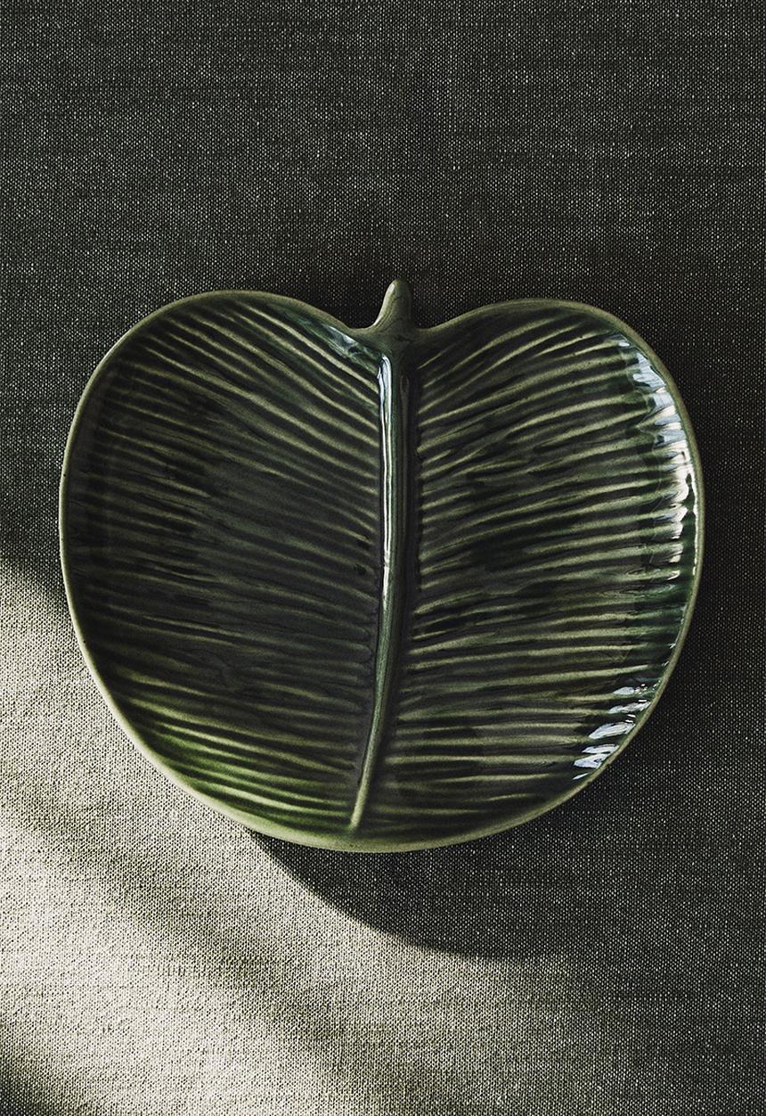 H&M - Small stoneware serving plate - green