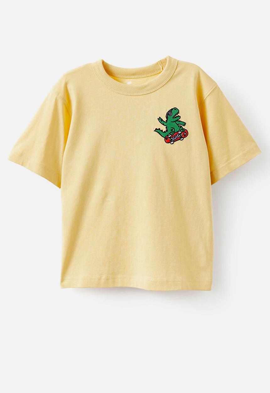 Cotton On - Jonny Short Sleeve Graphic Print Tee - Pansy/Dino Skate Rad