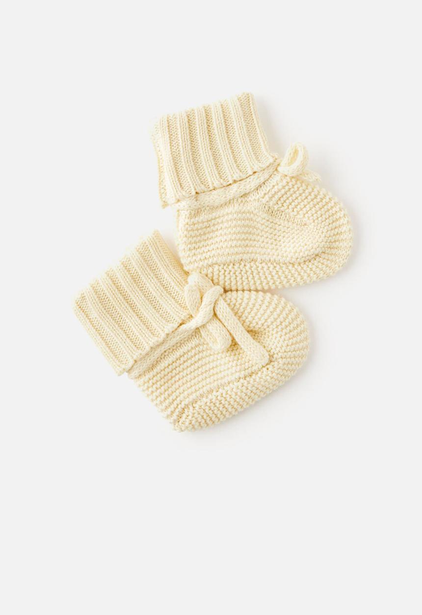 Cotton On - Organic knit booties - lemon squash