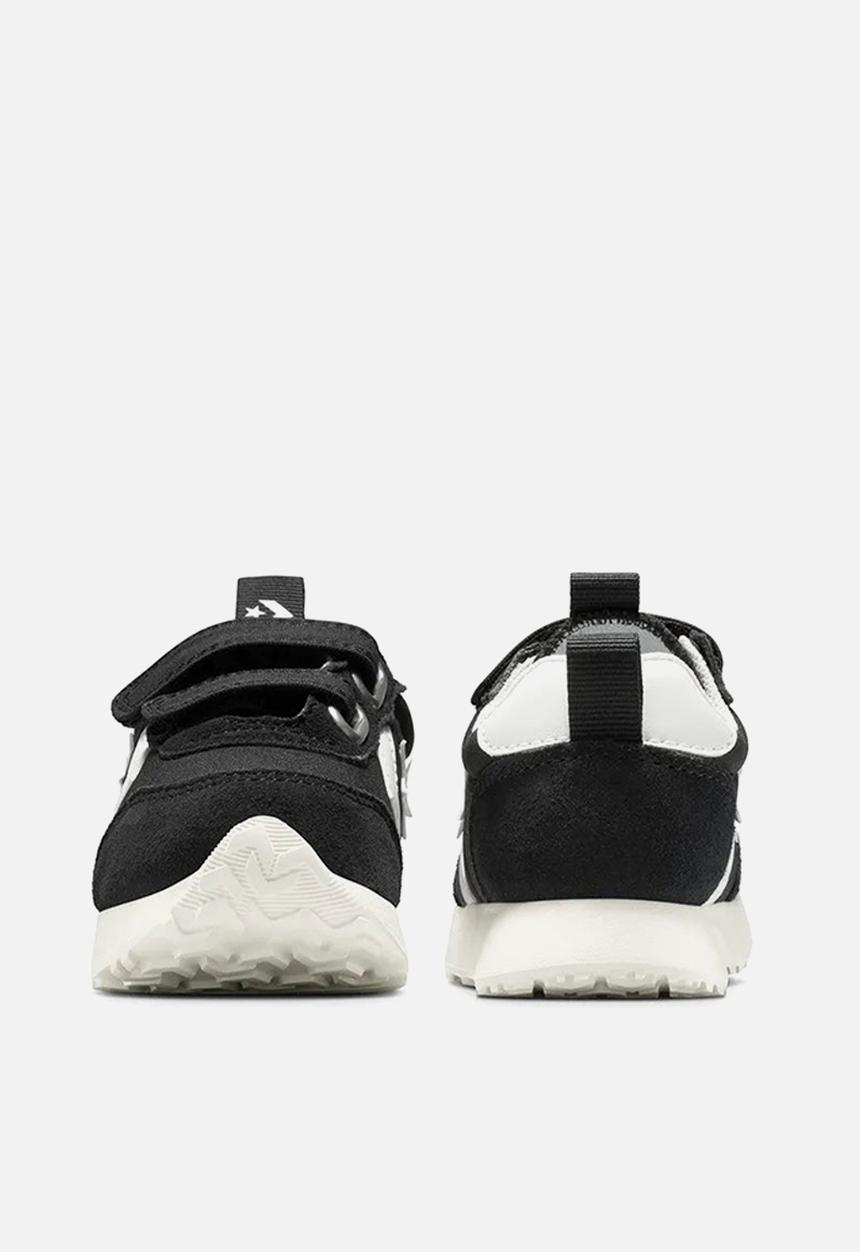 Converse - Omega Trainer Easy-On - Black/Vintage White/Egret