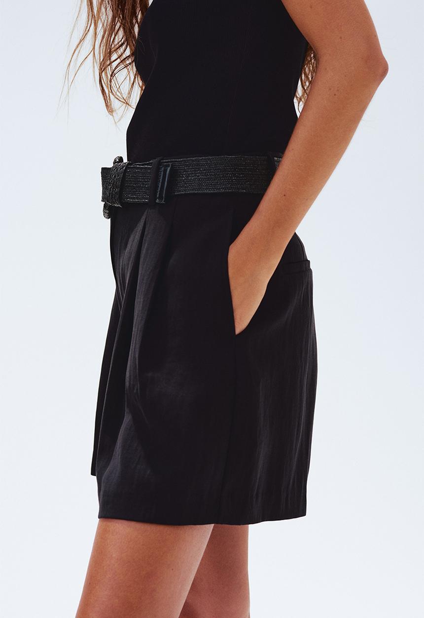 H&M - Belted shorts - black