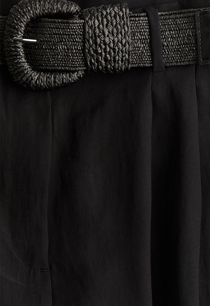 H&M - Belted shorts - black