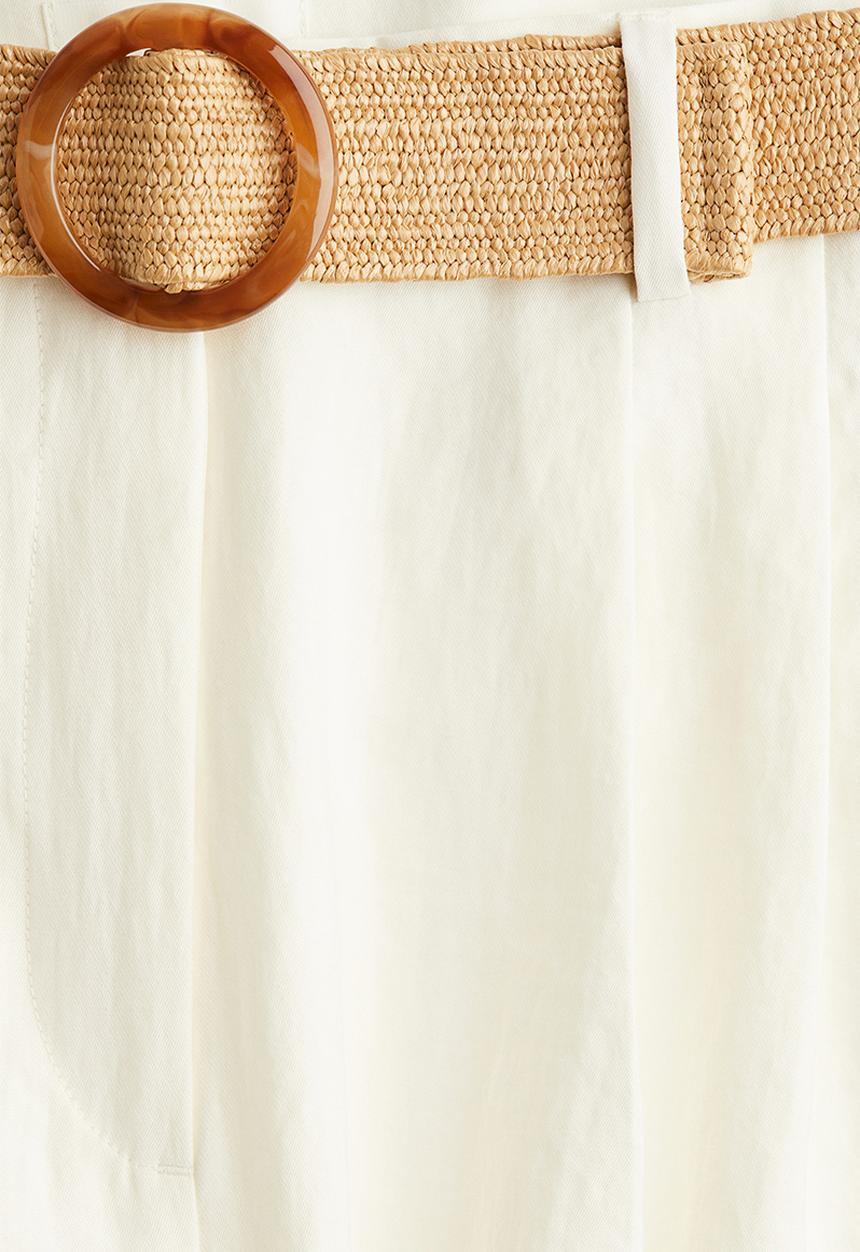 H&M - Belted shorts - white