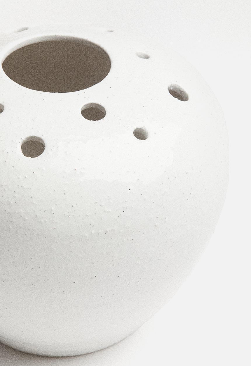 H&M - Ikebana stoneware vase - white