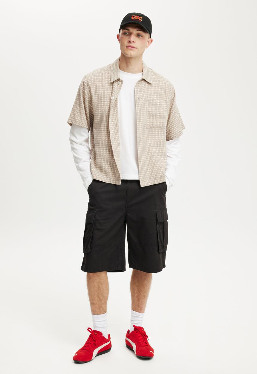 Cotton On - Baggy Cargo Short - Black
