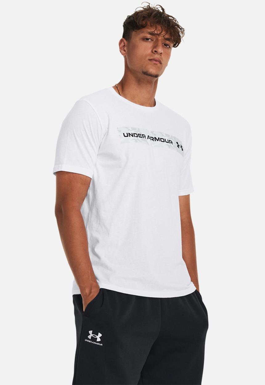Under Armour - UA CAMO CHEST STRIPE SS - White / Mod Gray / Black