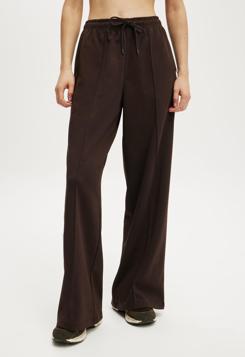 Cotton On - Wide Leg Retro Track Pant - French Roast