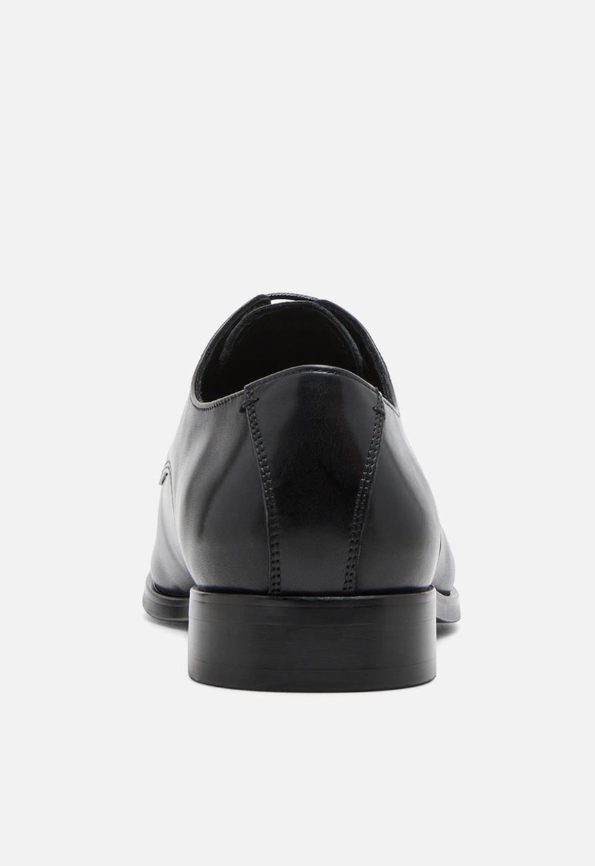 Steve Madden - Lyffor - black leather