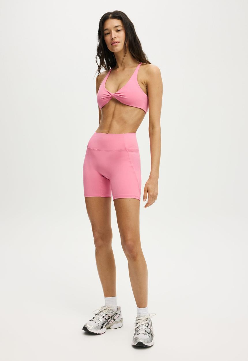 Cotton On - Ultra Soft Side Pocket Bike Short - Radiant Raspberry