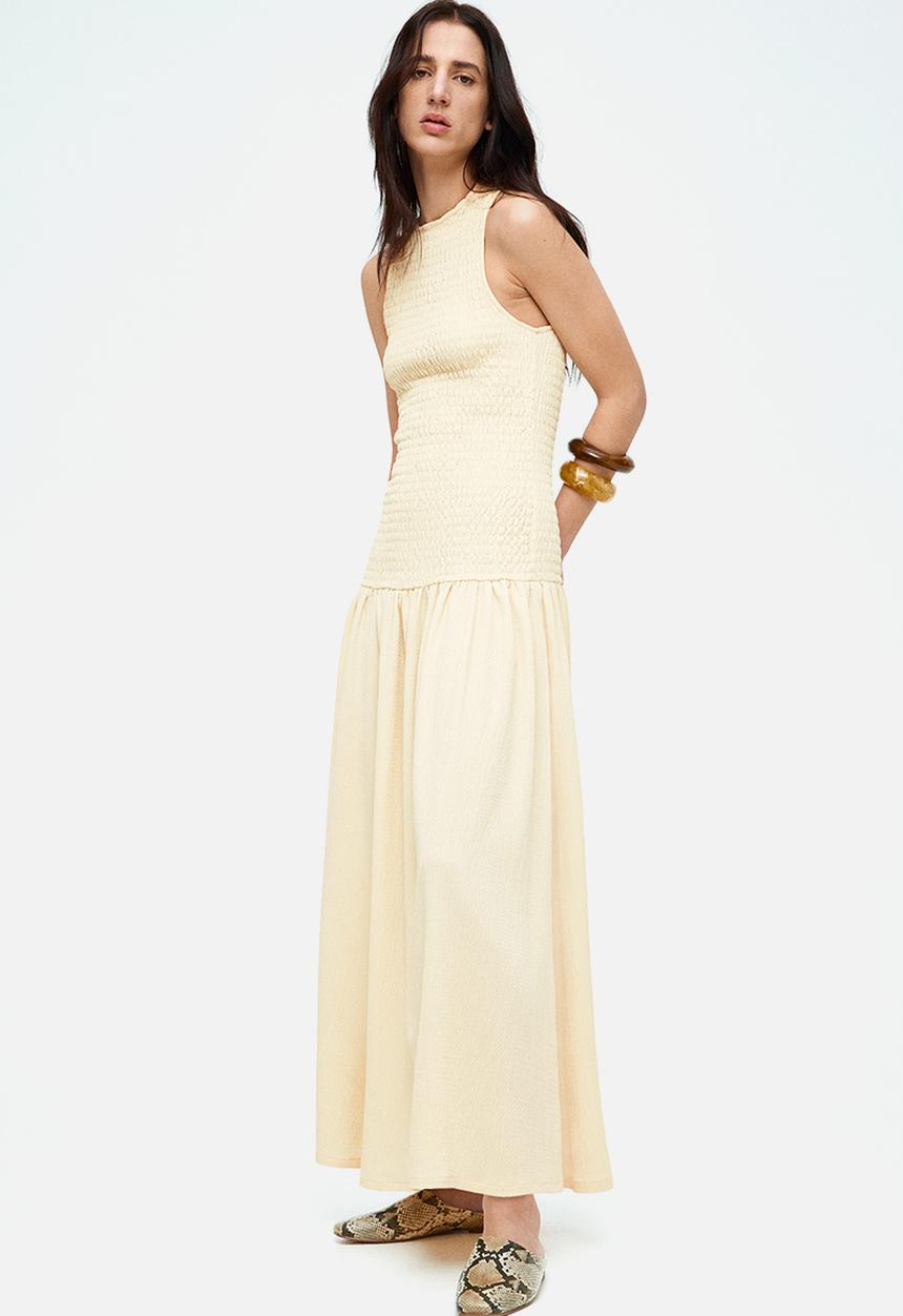 H&M - Smocked jersey dress - light beige