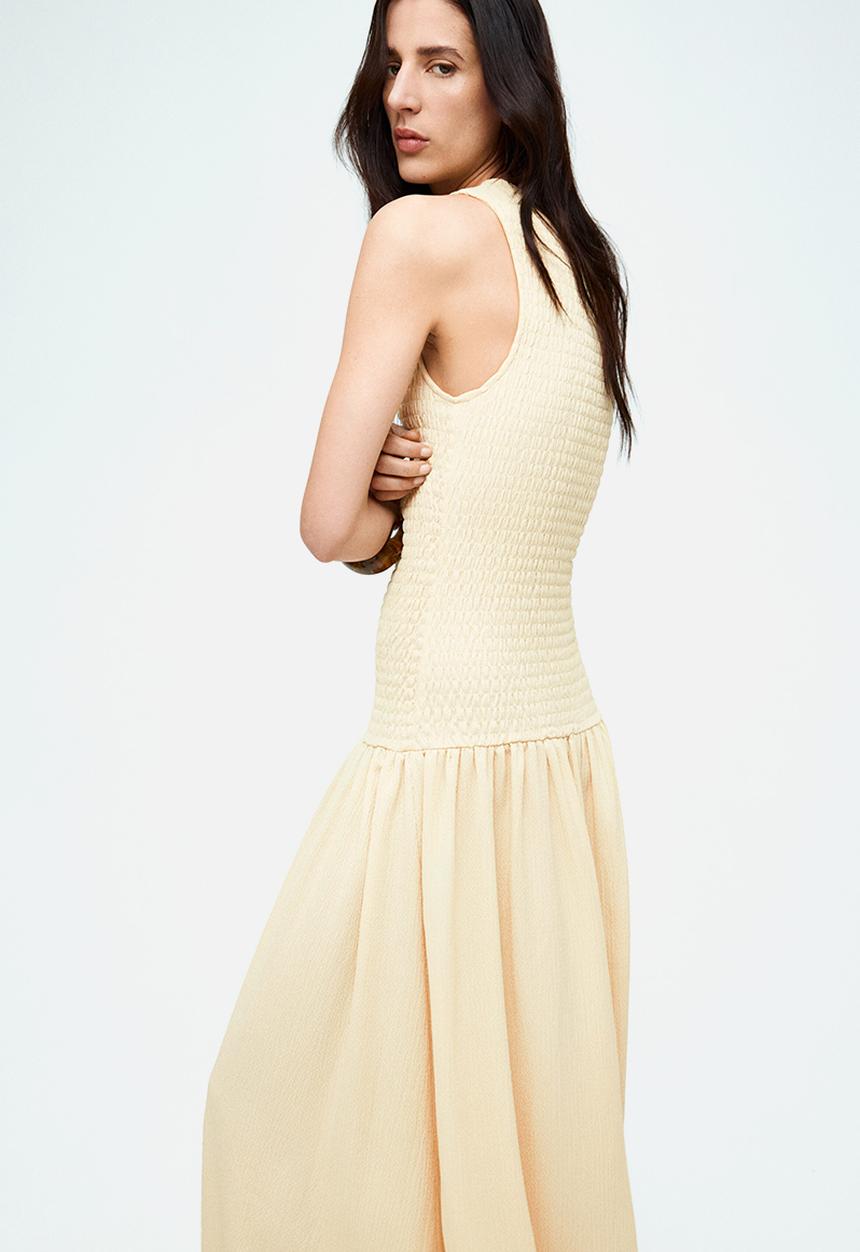 H&M - Smocked jersey dress - light beige