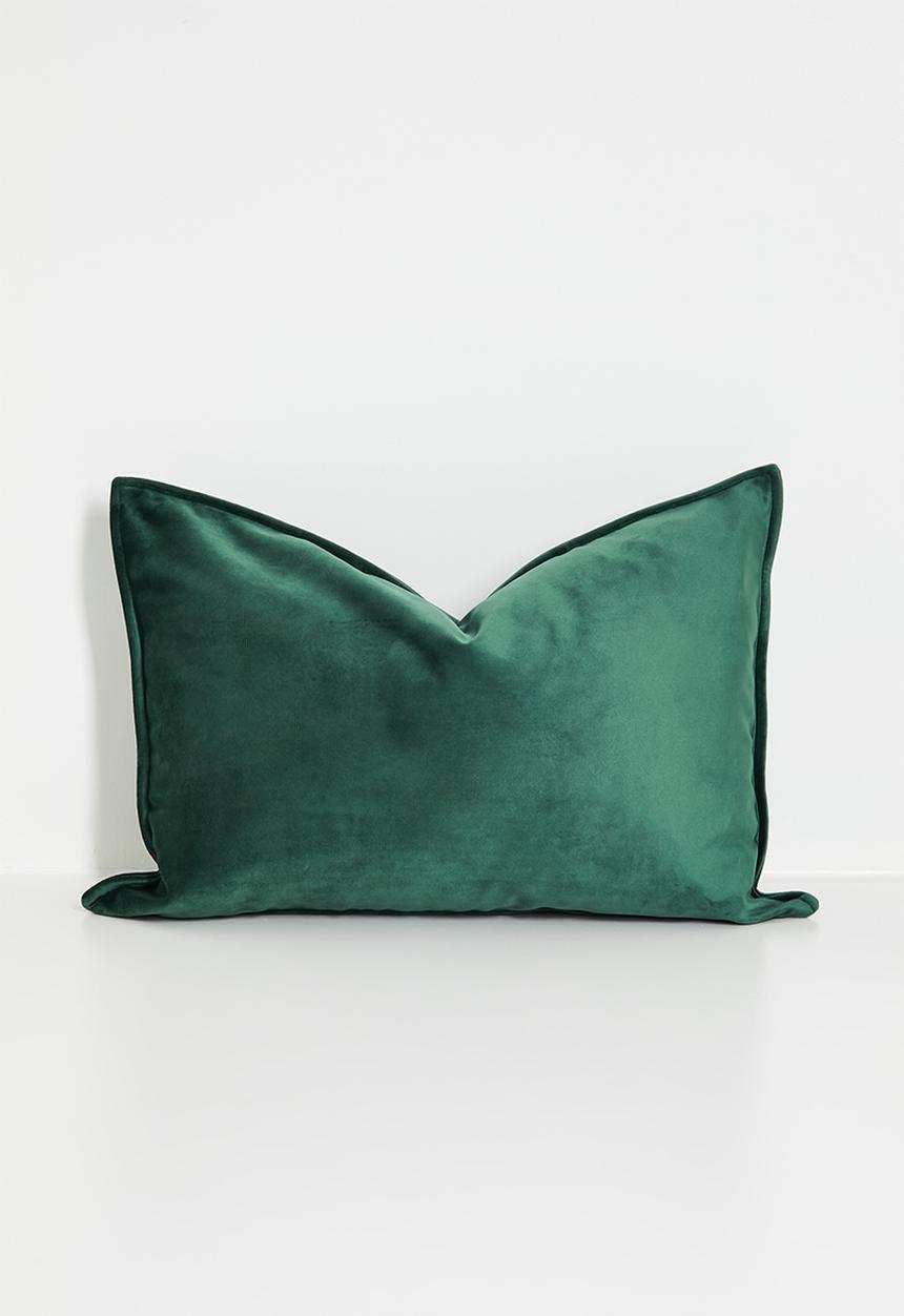 Grey Gardens - Rema velvet cushion cover - Green