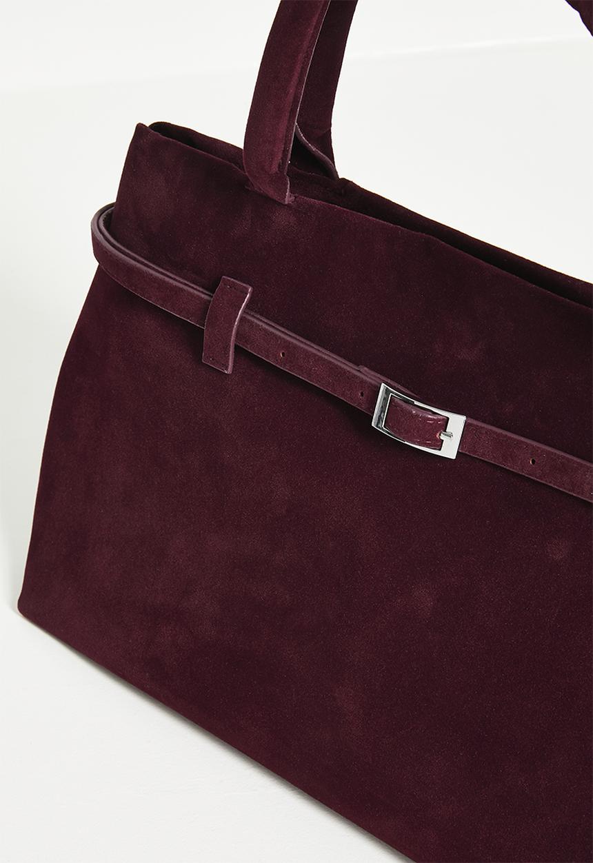Tessa Design - Suede belted shoulder bag - burgundy