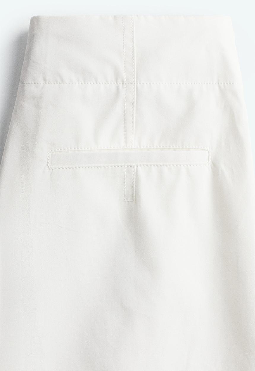 H&M - Pleat-front cotton trousers - white
