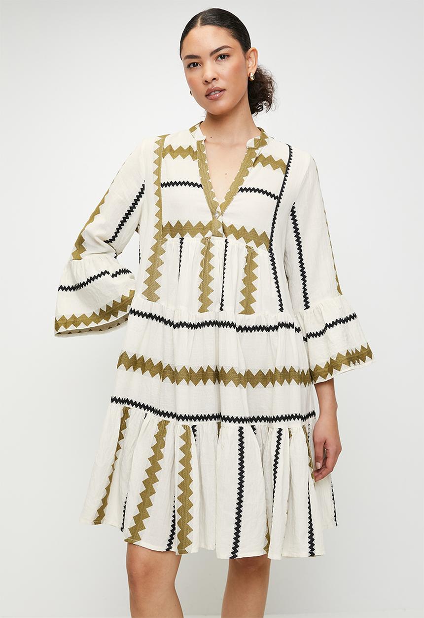Izabel London - Key Hole 2 Tier Midi Dress with zig zag detail in the fabric - Beige
