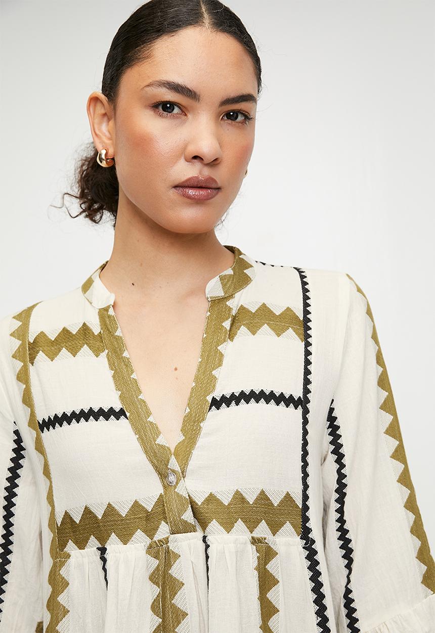 Izabel London - Key Hole 2 Tier Midi Dress with zig zag detail in the fabric - Beige