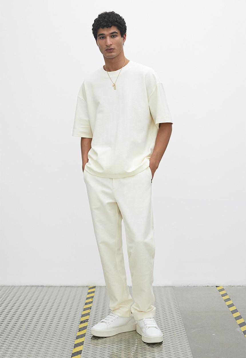 H&M - Oversized fit t-shirt - cream 