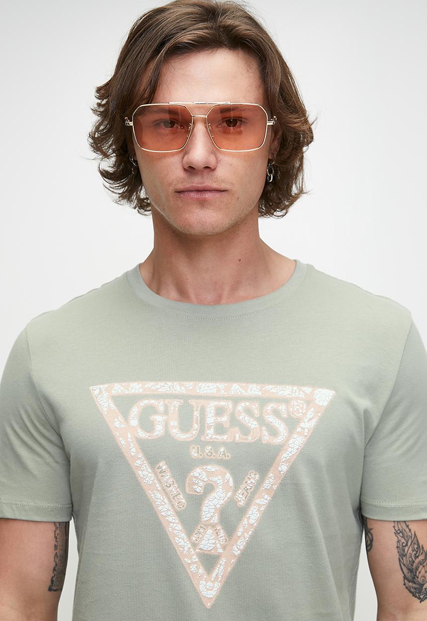 GUESS - Short sleeve Cn Triangle Tee - Sage Plant