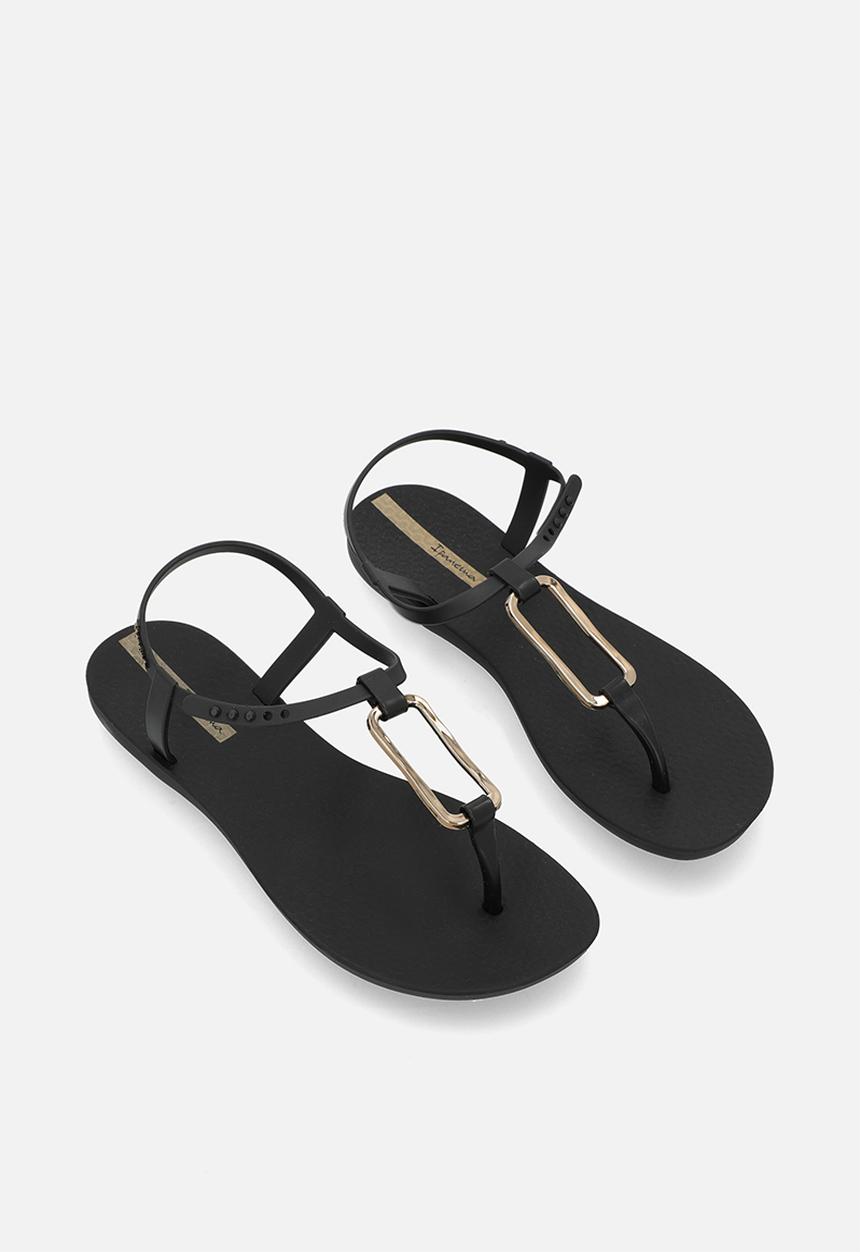 Ipanema - Class Modern T-Bar - Black