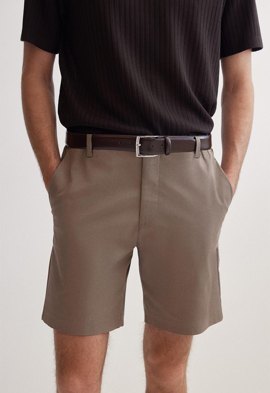 H&M - Regular fit chino shorts - dark beige
