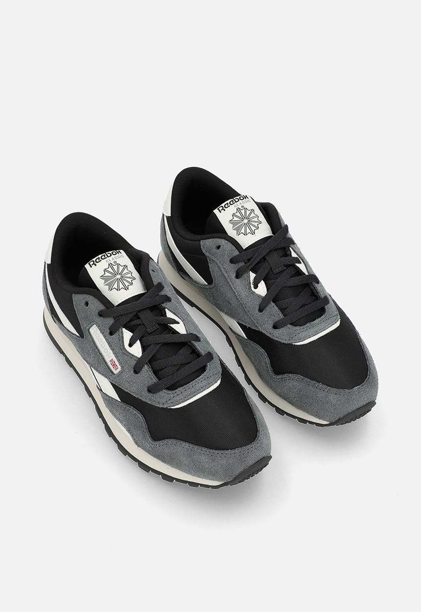 Reebok - Classic Nylon - Washedblack/Darkfog/Chalk
