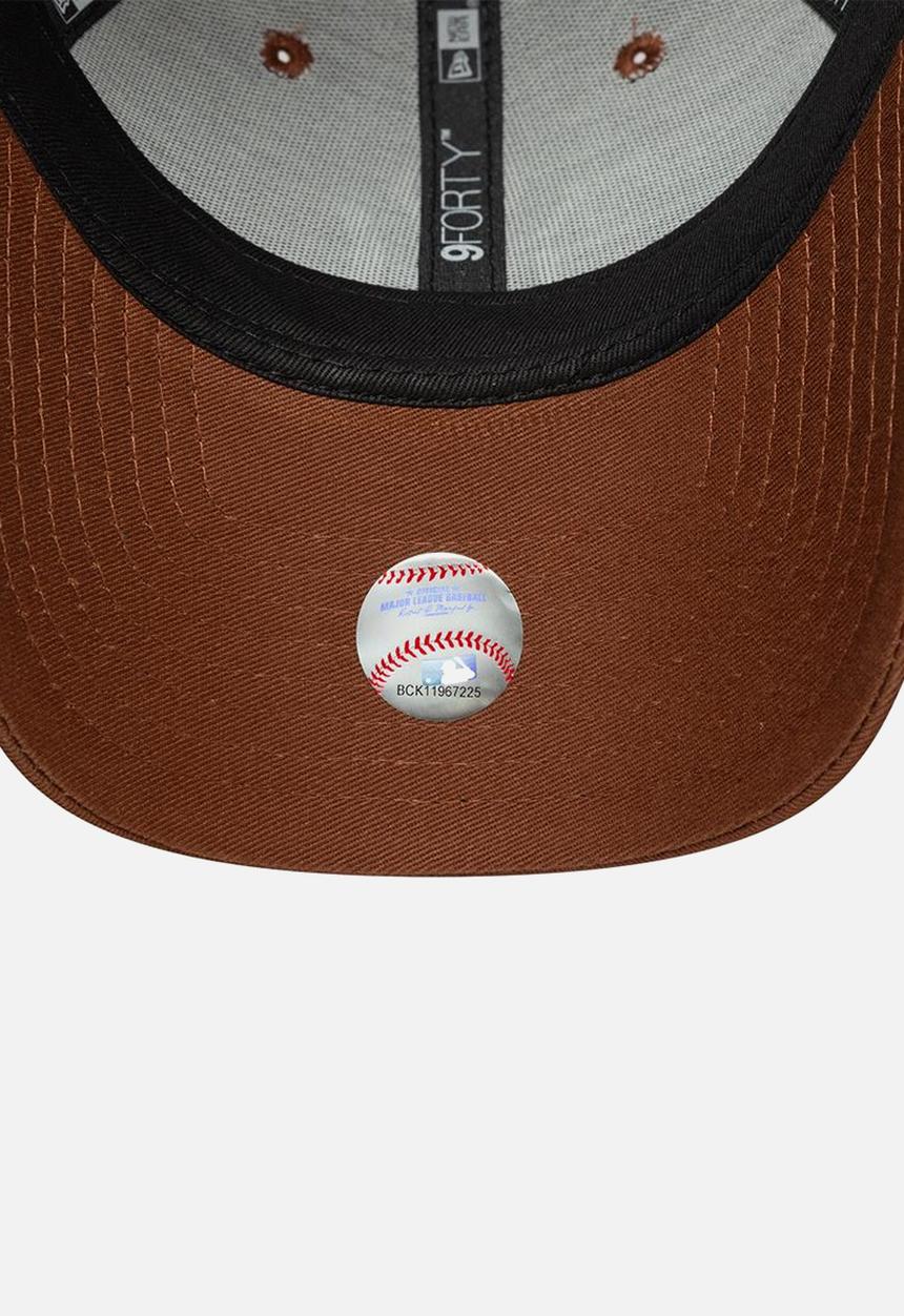 New Era - League Essential 9Forty® New York Yankees Daudau - Brown