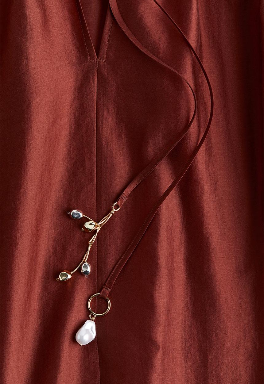 H&M - Lyocell-blend blouse - rust red