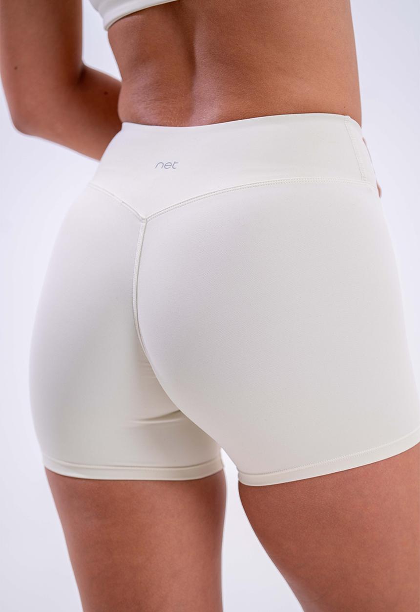 Net Athletic - The serving shorts - champagne mist beige