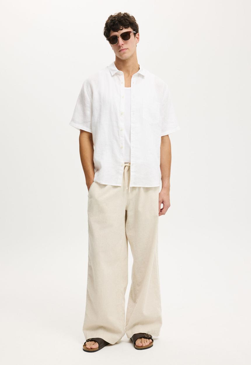 Cotton On - Relaxed Linen Short Sleeve Shirt - White