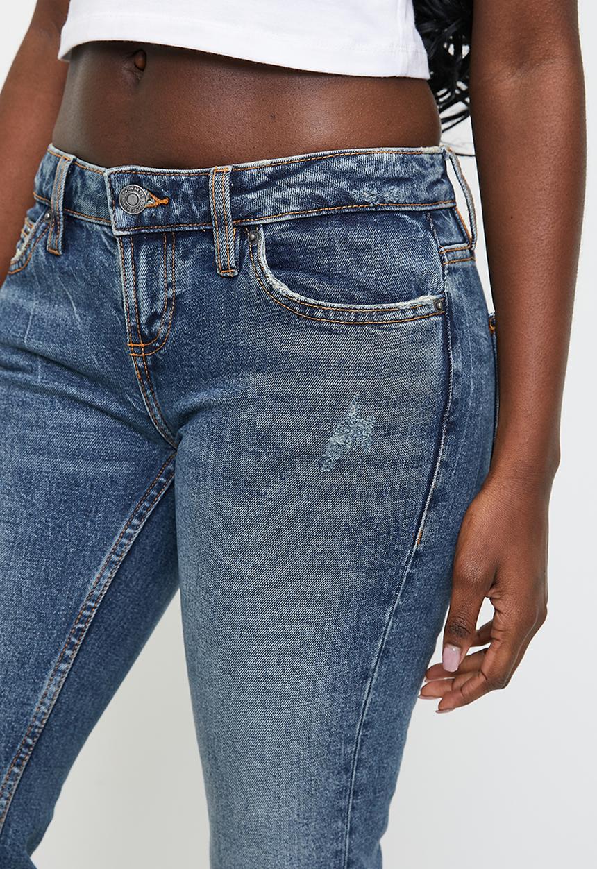 Cotton On - Low rise bootcut jean - Tear Drop Blue
