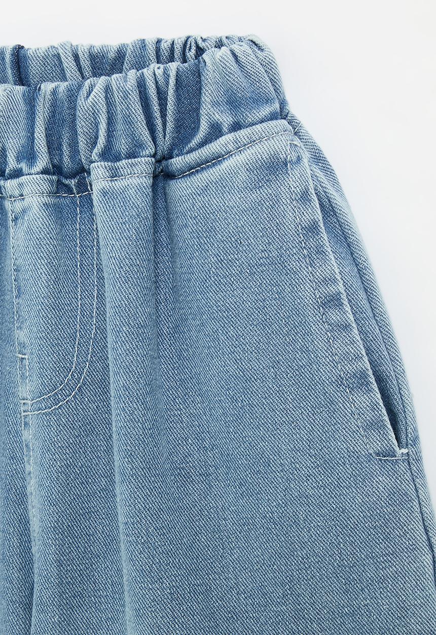 Pop Candy - Cuffed hem denim shorts with side seam pockets - blue
