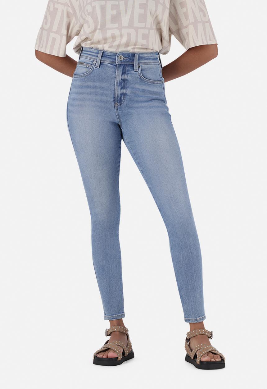 Steve Madden - Zoe Contour Curvy Mid Wash Skinny - Mid Blue