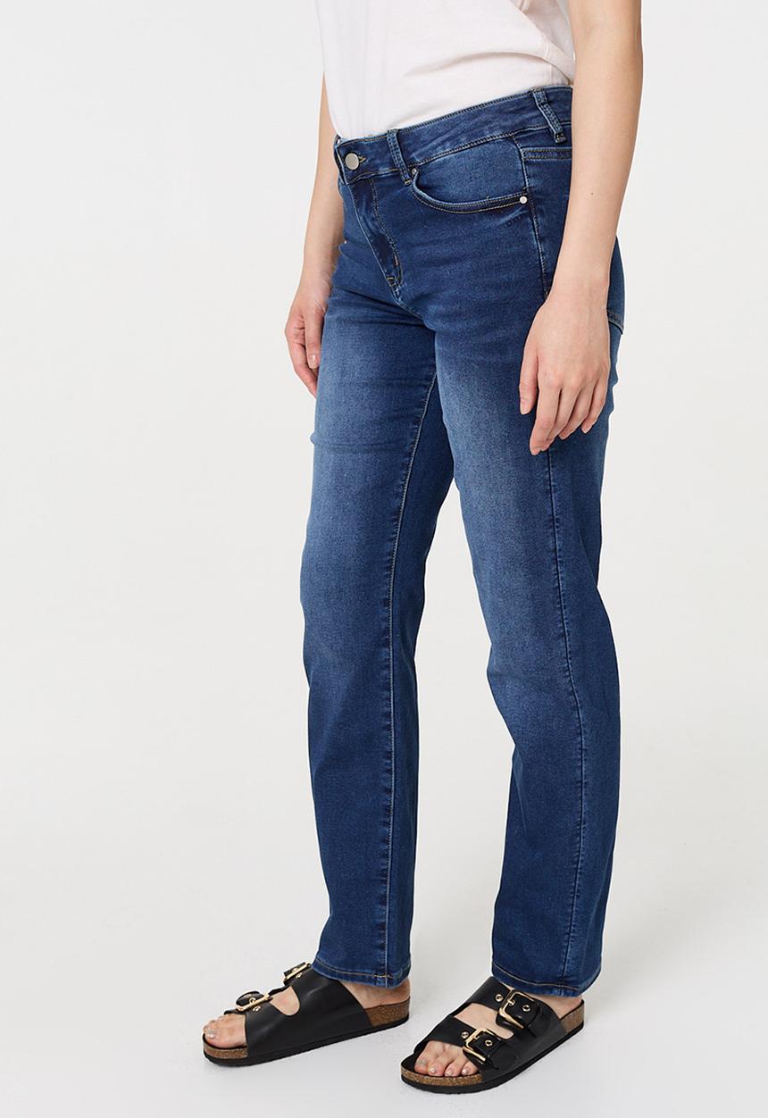 Stella Morgan - Mid Waist Straight Leg Comfort Denim Jean - Mid Denim