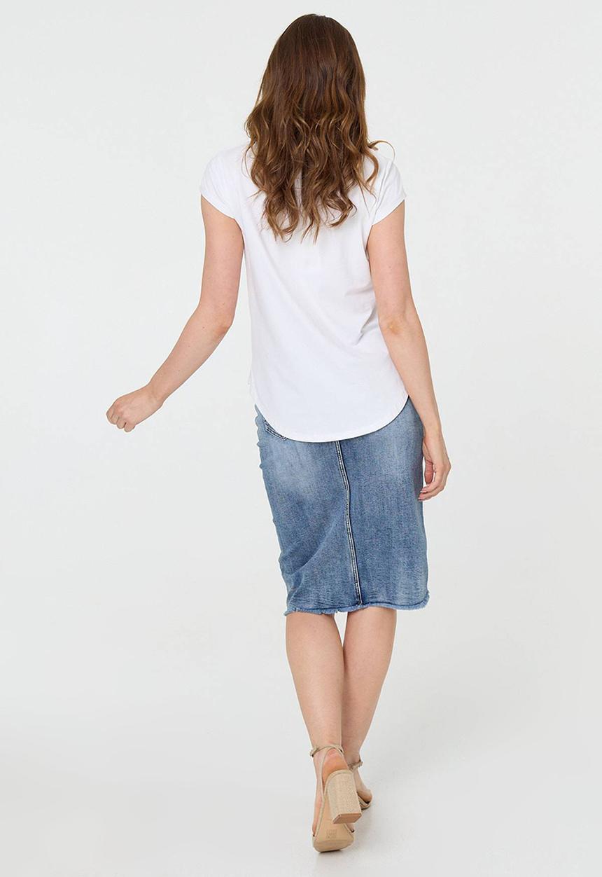 Stella Morgan - Cap Sleeve Scooped Hem Jadore Logo Tee - White