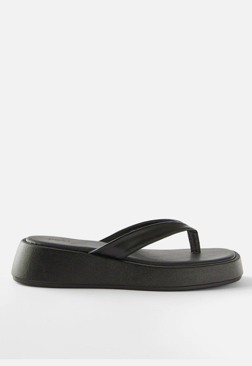 Cotton On - Byron flatform sandal - black smooth