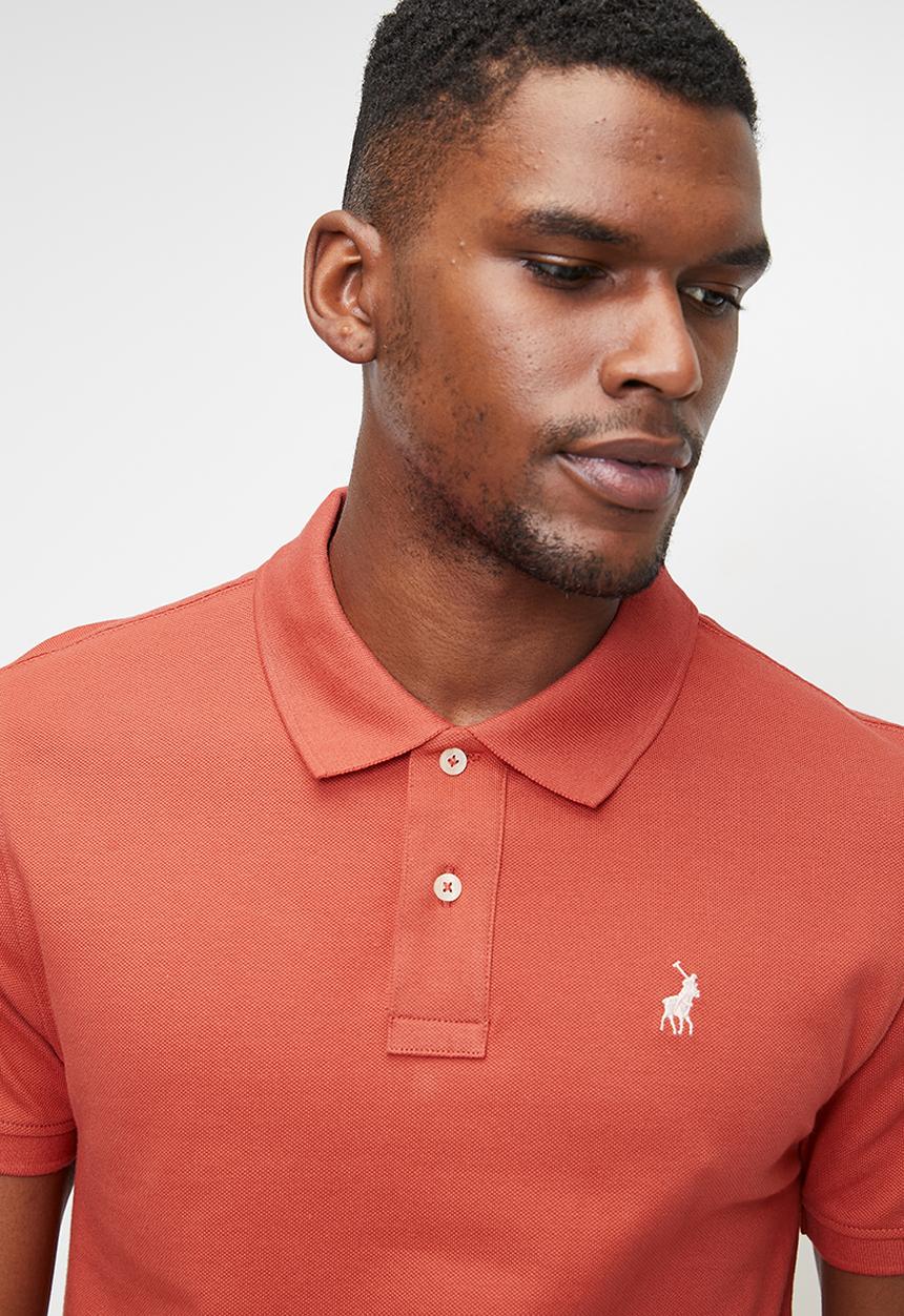 POLO - Carter essential pique short sleeve golfer - dark pink	