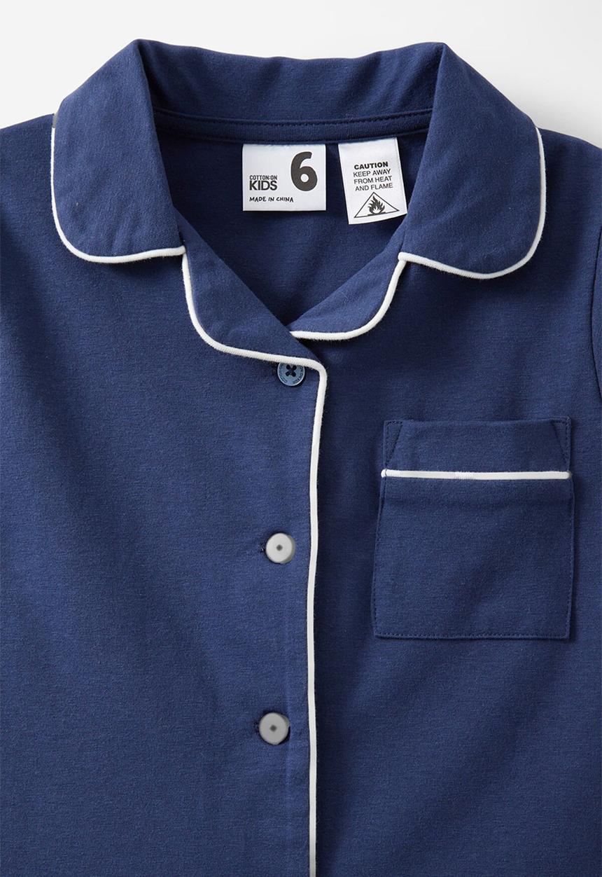 Cotton On - Claydon short sleeve pyjama set - in the navy/vanilla