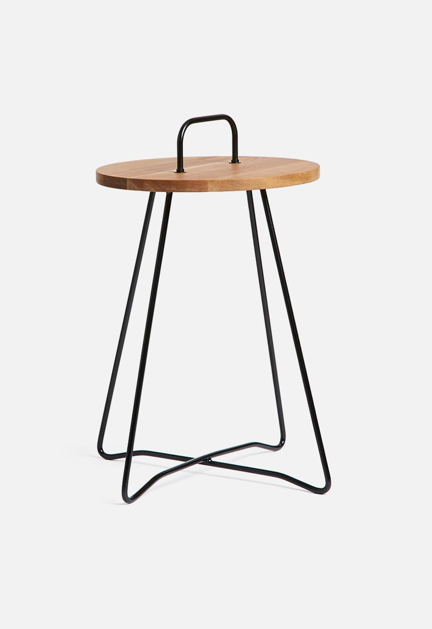 Sixth Floor - X table