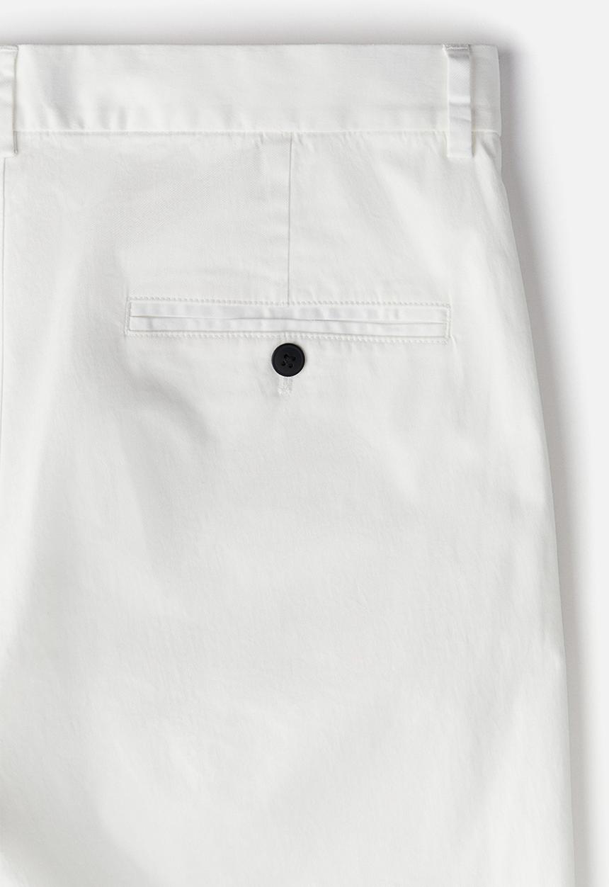 H&M - Slim fit twill trousers - white 